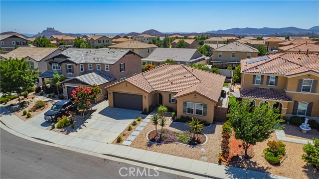 34689 Swan Valley Court, Murrieta CA: https://media.crmls.org/medias/ed6ac547-50e1-421a-b9af-c87db7a2fade.jpg
