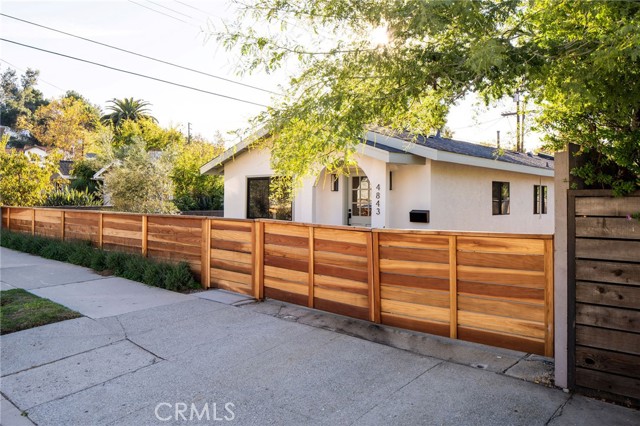 Detail Gallery Image 2 of 49 For 4843 Genevieve Ave, Los Angeles,  CA 90041 - 4 Beds | 3 Baths