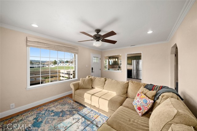 Detail Gallery Image 5 of 32 For 110 8th St, Templeton,  CA 93465 - 2 Beds | 1 Baths