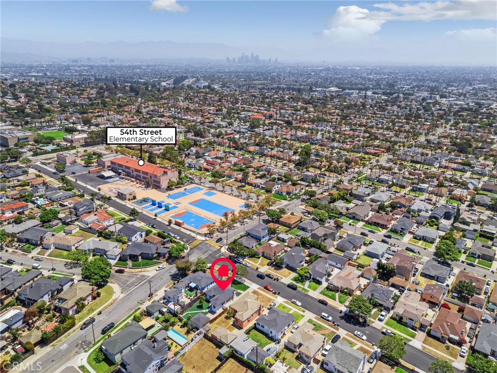 https://media.crmls.org/medias/ed6d178e-2684-4ece-b116-98c59bda2f0e.jpg?preset=X-Large