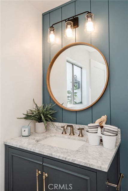 1101 High Lane, Redondo Beach, California 90278, 3 Bedrooms Bedrooms, ,2 BathroomsBathrooms,Residential,Sold,High,SB22142455