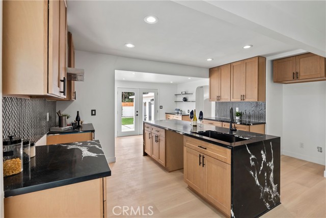 Detail Gallery Image 9 of 28 For 9044 Bigby St, Downey,  CA 90241 - 4 Beds | 3 Baths