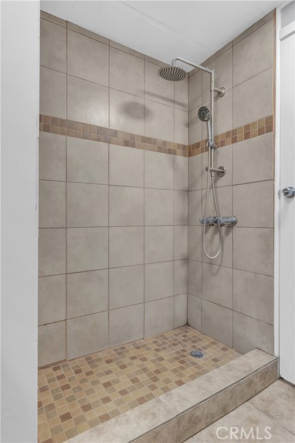 1850 W ORANGETHORPE AVE, Fullerton CA: https://media.crmls.org/medias/ed6e07ce-f1a9-4e80-8fc3-9c8d4ab33556.jpg