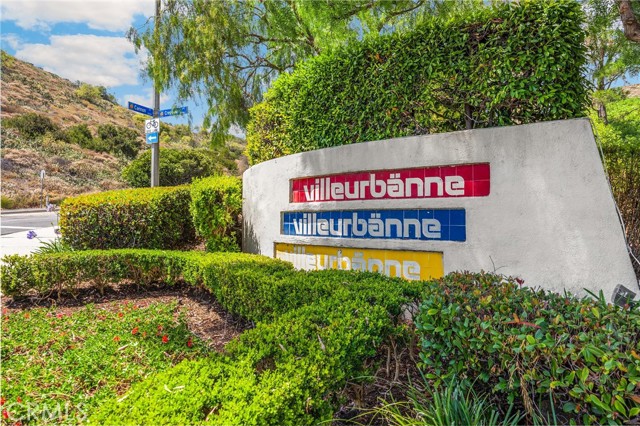 Detail Gallery Image 27 of 32 For 307 N Singingwood St #32,  Orange,  CA 92869 - 2 Beds | 1/1 Baths
