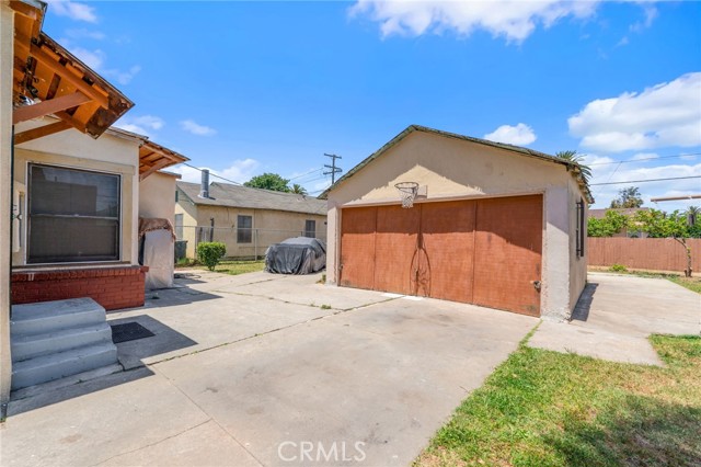 Detail Gallery Image 7 of 32 For 1415 W 104th St, Los Angeles,  CA 90047 - 2 Beds | 1 Baths