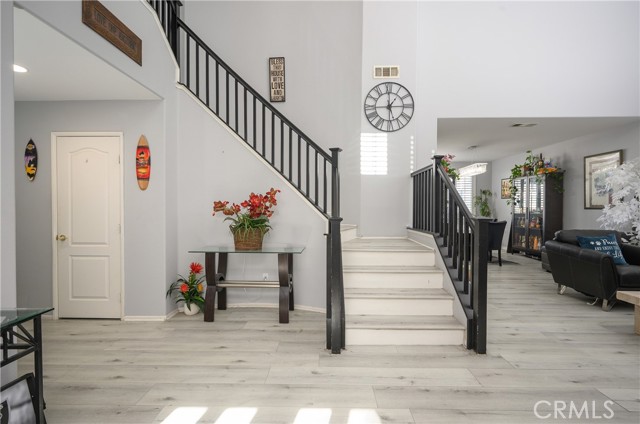 Detail Gallery Image 13 of 25 For 23272 Alta Oaks Dr, Wildomar,  CA 92595 - 5 Beds | 3/1 Baths