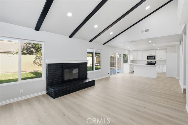 Detail Gallery Image 3 of 16 For 5191 Bridgewood, La Palma,  CA 90623 - 4 Beds | 3 Baths