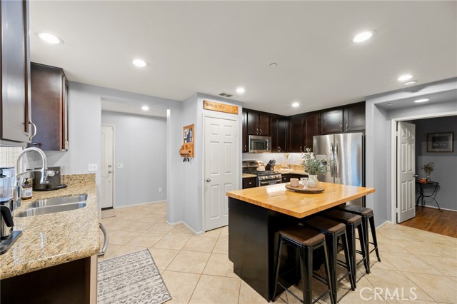 Detail Gallery Image 6 of 37 For 34212 Kalanchoe Rd, Lake Elsinore,  CA 92532 - 3 Beds | 2 Baths