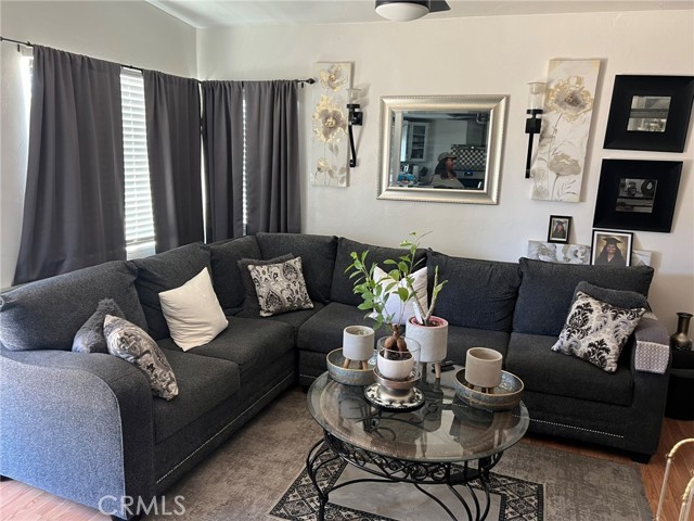 Detail Gallery Image 2 of 14 For 103 E Barbour, Banning,  CA 92220 - 3 Beds | 1 Baths