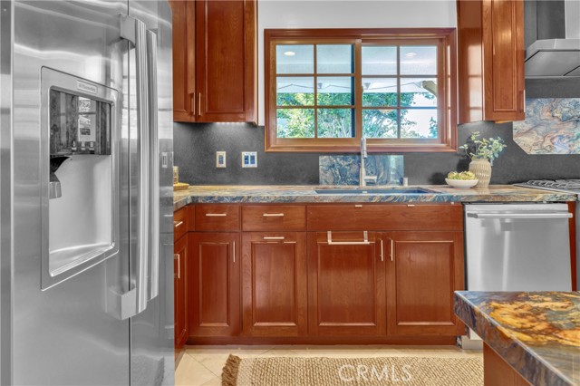 3032 Ostrom, Long Beach CA: https://media.crmls.org/medias/ed715be3-945f-46a8-be11-ad0a96618dbe.jpg