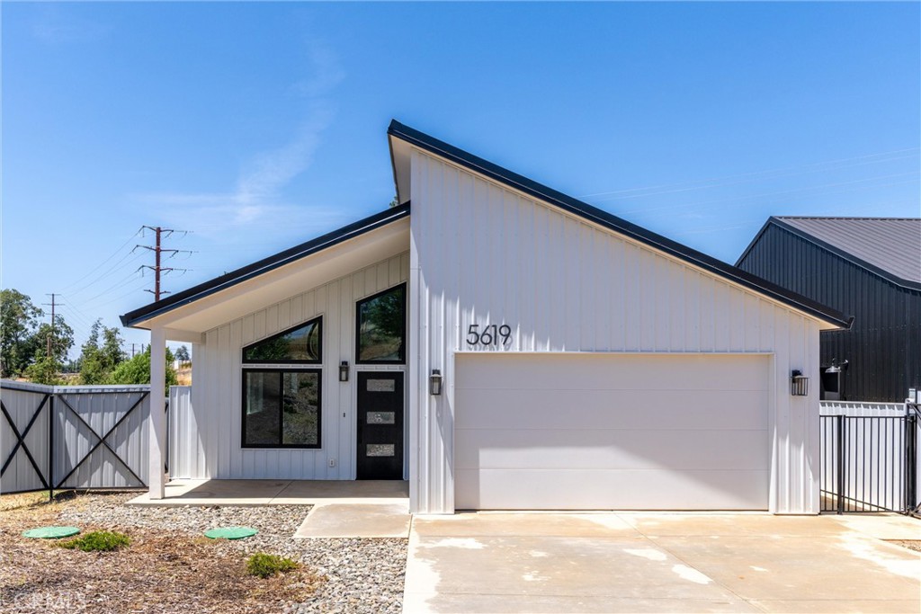 5619 Sierra Park Dr
