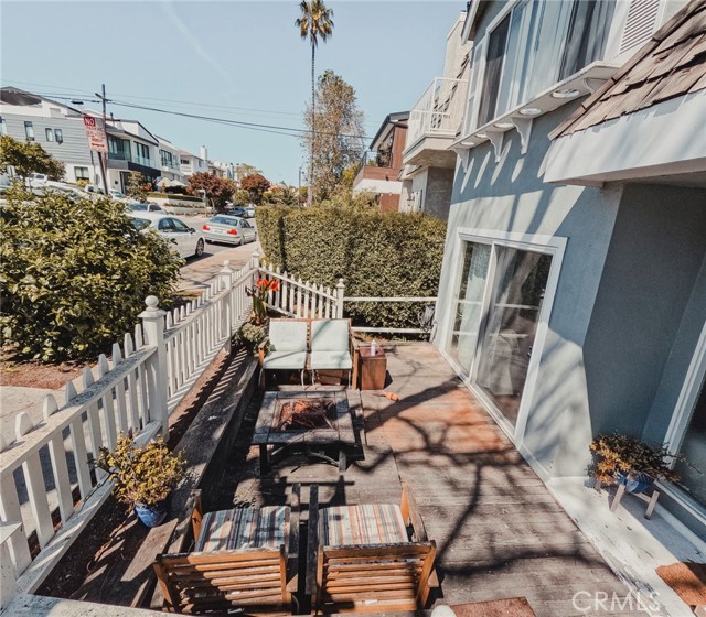 Detail Gallery Image 10 of 15 For 516 Iris Ave, Corona Del Mar,  CA 92625 - – Beds | – Baths