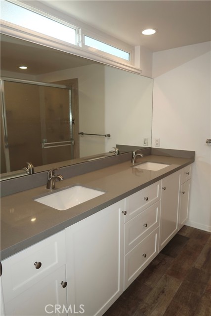 Detail Gallery Image 2 of 29 For 21162 Lockhaven Cir, Huntington Beach,  CA 92646 - 3 Beds | 2 Baths