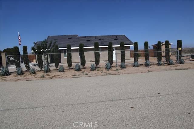 Detail Gallery Image 5 of 42 For 13857 E G 2 Ave #2,  Lancaster,  CA 93535 - 2 Beds | 2 Baths