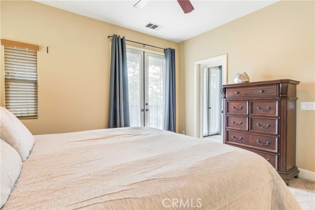 Image 21 of 36 For 4460 Owens Street 106