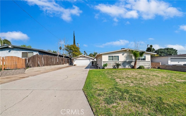 6967 Elm Ave, San Bernardino, CA 92404