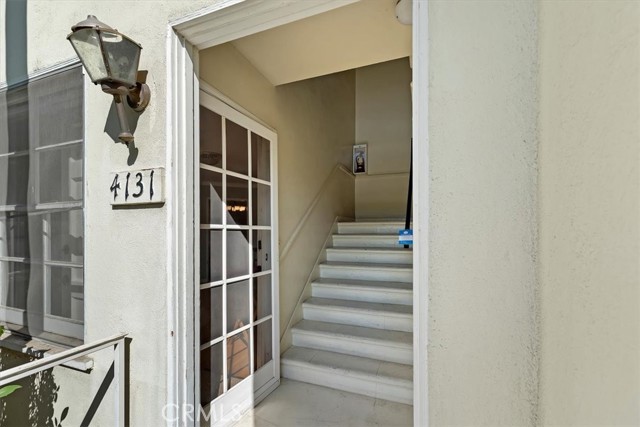 Detail Gallery Image 8 of 34 For 4131 Perlita Ave #B,  Los Angeles,  CA 90039 - 2 Beds | 1 Baths