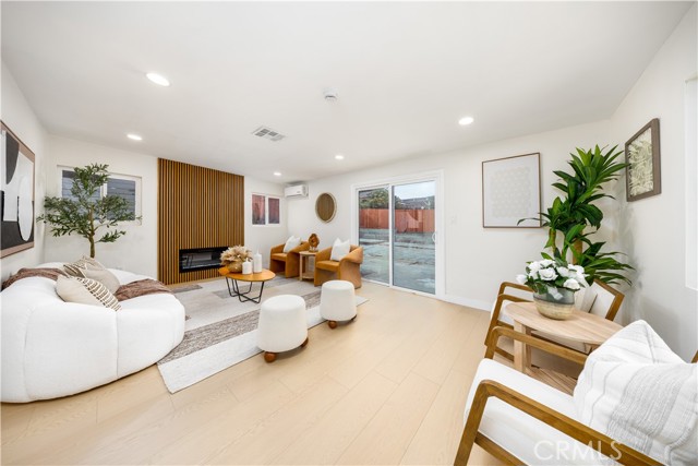 15220 Terracedale Drive, La Mirada CA: https://media.crmls.org/medias/ed74fca7-dfec-4f52-9ce3-53b06a4e83ba.jpg