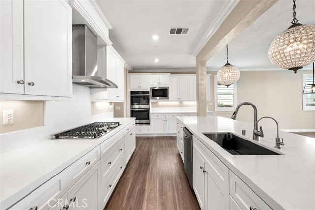 Image 15 of 75 For 45745 Altree Court