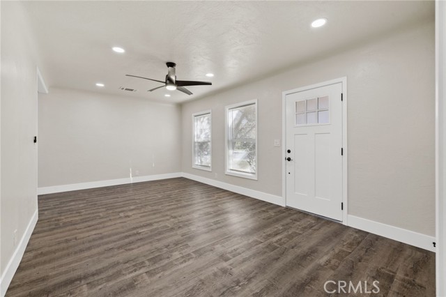 Detail Gallery Image 5 of 38 For 766 Lincoln St, Hanford,  CA 93230 - 3 Beds | 1 Baths