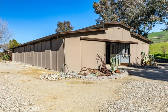 Detail Gallery Image 48 of 75 For 76945 Indian Valley, San Miguel,  CA 93451 - 7 Beds | 5/1 Baths