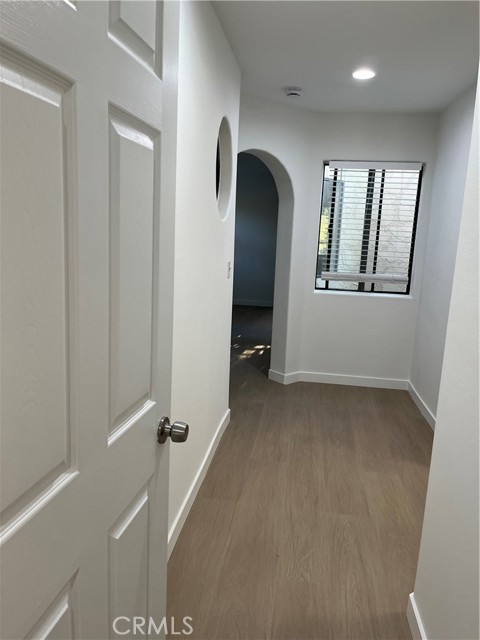 29752 Strawberry Hill Drive, Agoura Hills CA: https://media.crmls.org/medias/ed770f21-ecd5-46da-8db7-1a7fdea275a9.jpg