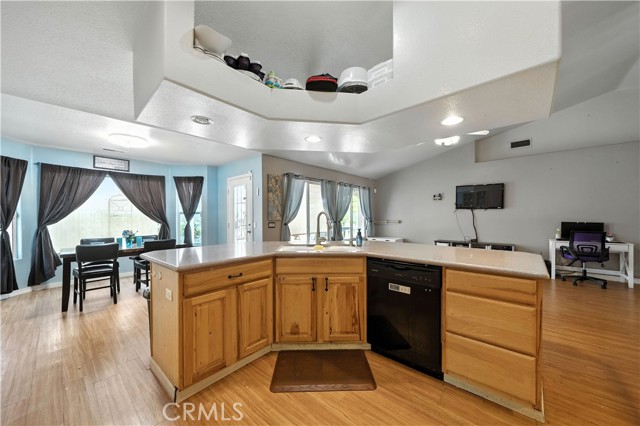 26583 June Way, Hemet CA: https://media.crmls.org/medias/ed77df19-5d8e-4b99-b3aa-7a9f63d0707e.jpg