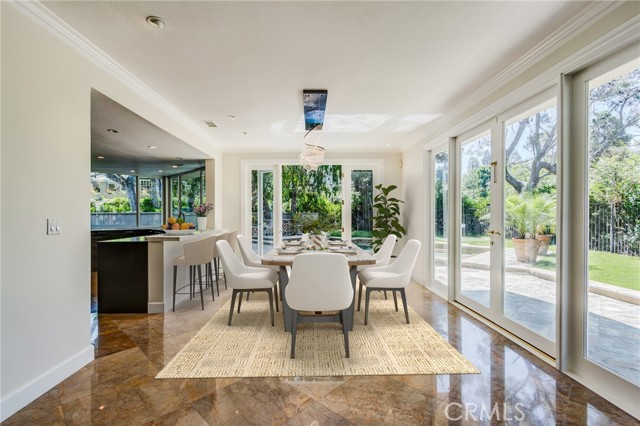 1 Rue Biarritz, Newport Beach CA: https://media.crmls.org/medias/ed780624-ccdc-4b5d-95dd-d69859862ef4.jpg