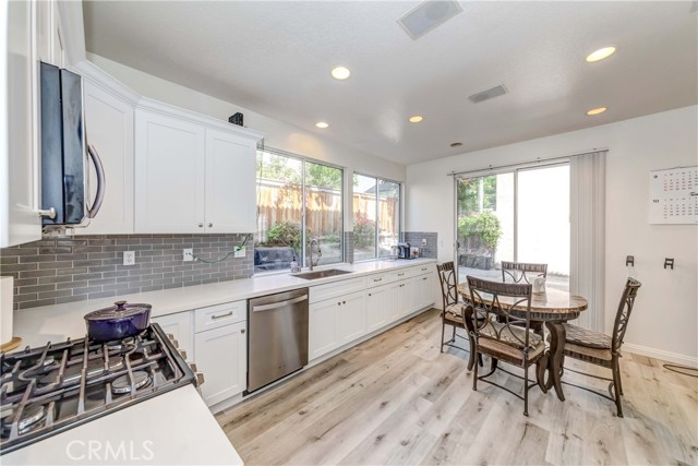 Detail Gallery Image 9 of 22 For 5 Pelicano, Aliso Viejo,  CA 92656 - 3 Beds | 2/1 Baths
