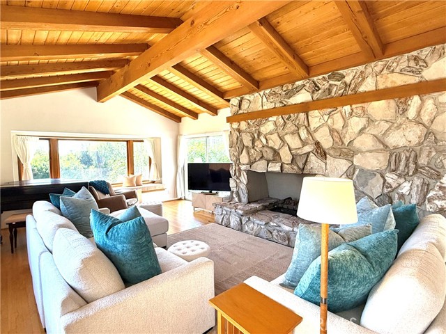 Detail Gallery Image 6 of 24 For 2508 via Amador, Palos Verdes Estates,  CA 90274 - 3 Beds | 2/1 Baths