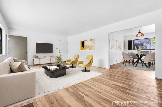 Detail Gallery Image 3 of 25 For 305 Raymondale Dr #L,  South Pasadena,  CA 91030 - 2 Beds | 1 Baths