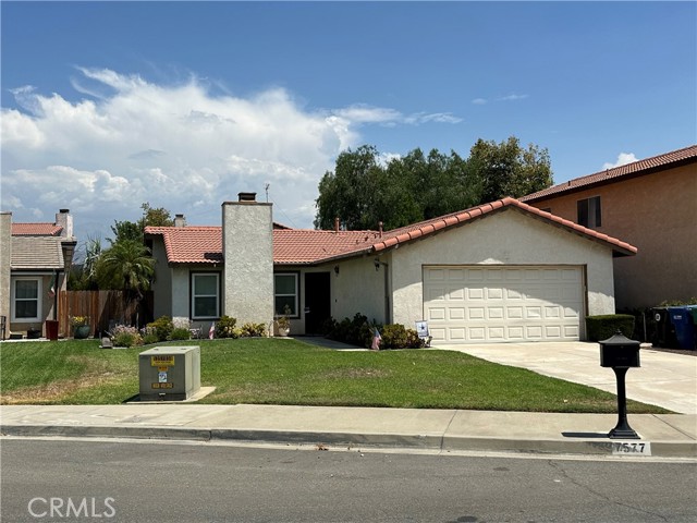 Detail Gallery Image 1 of 1 For 7577 Olive Tree Ln, Highland,  CA 92346 - 3 Beds | 2 Baths