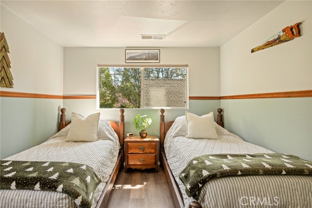 28165 Grenoble, Lake Arrowhead, CA 92352