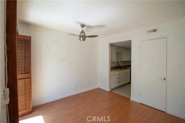 11818 Moorpark Street, Studio City CA: https://media.crmls.org/medias/ed7c3539-8cd9-48f1-88b6-4f25739b0644.jpg