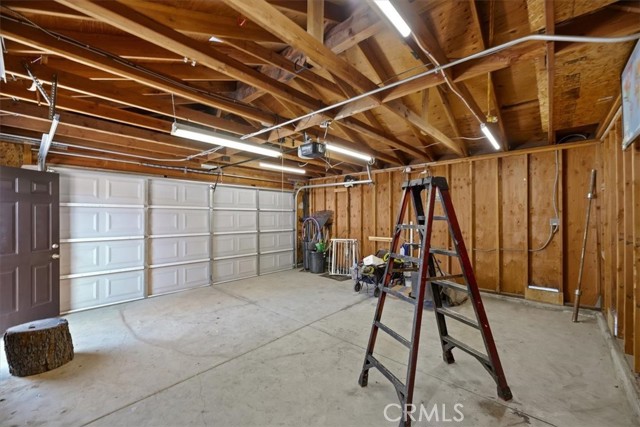 Detail Gallery Image 28 of 37 For 10779 Barlow, Lynwood,  CA 90262 - 2 Beds | 1 Baths