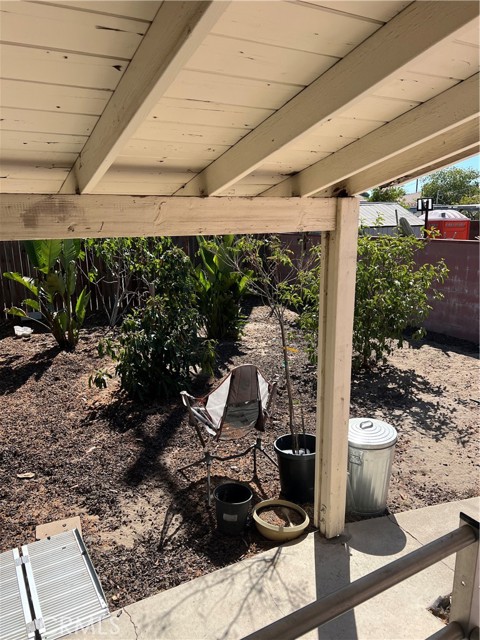 8655 RINCON Avenue, Sun Valley CA: https://media.crmls.org/medias/ed7cf369-b10e-4766-a5c9-dc87f8d2f70b.jpg