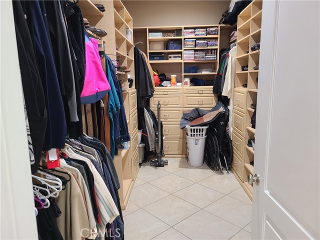 Detail Gallery Image 15 of 15 For 6116 Chadbourne Ave, Riverside,  CA 92505 - 4 Beds | 4 Baths
