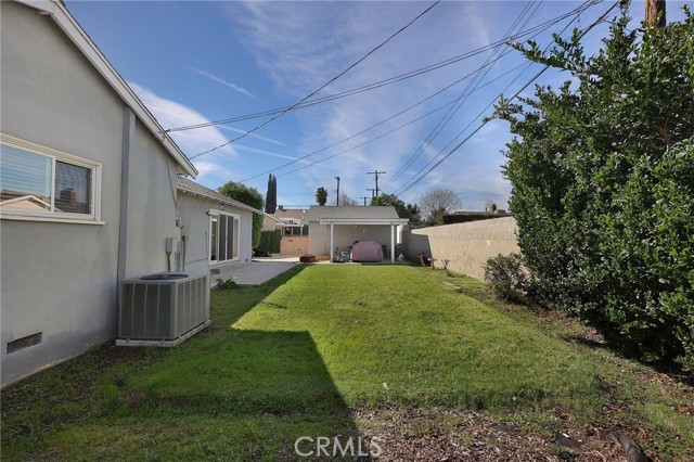 16837 Itasca photo 29