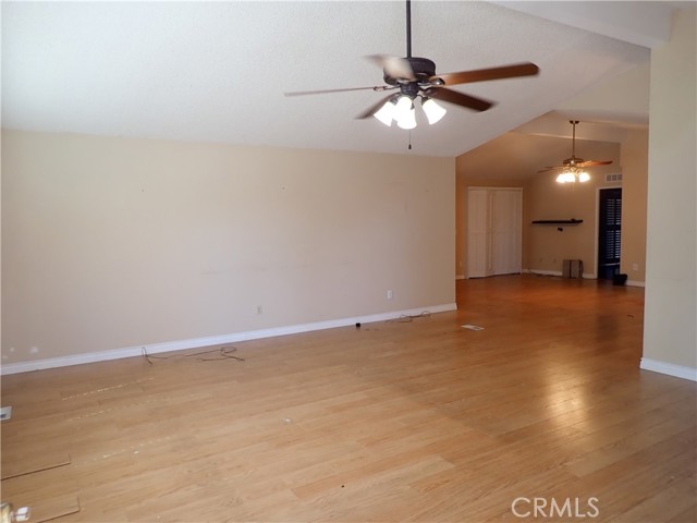 Detail Gallery Image 4 of 21 For 27250 Murrieta Rd #84,  Menifee,  CA 92586 - 2 Beds | 2 Baths