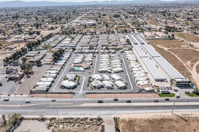 Detail Gallery Image 47 of 55 For 14411 Palmdale Rd #64,  Victorville,  CA 92392 - 3 Beds | 2 Baths