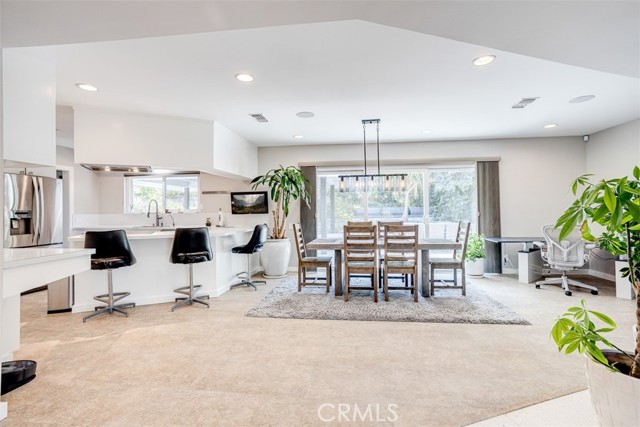 Detail Gallery Image 8 of 43 For 10034 La Canada Way, Shadow Hills,  CA 91040 - 2 Beds | 2 Baths