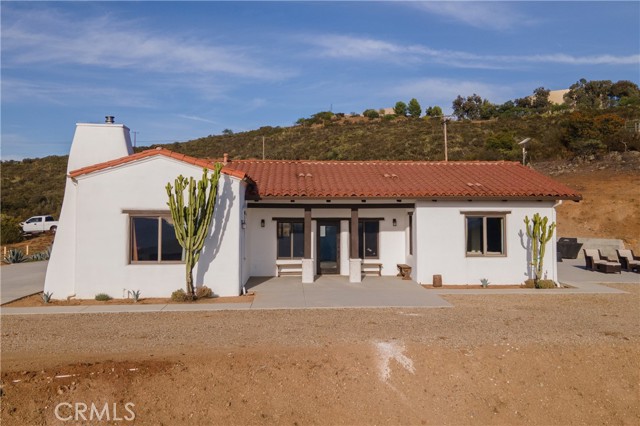 Detail Gallery Image 2 of 60 For 12972 Rancho Heights Rd, Pala,  CA 92059 - 2 Beds | 2 Baths