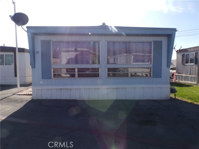 Detail Gallery Image 2 of 11 For 34449 Yucaipa #10,  Yucaipa,  CA 92399 - 2 Beds | 1 Baths