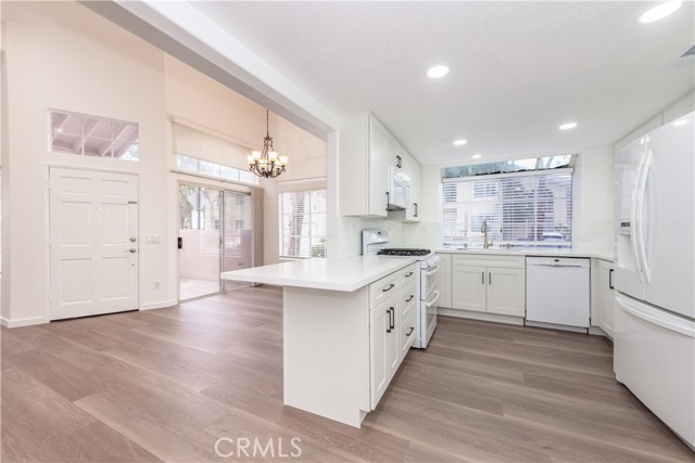 Detail Gallery Image 7 of 21 For 46 Nightingale Dr, Aliso Viejo,  CA 92656 - 3 Beds | 2/1 Baths