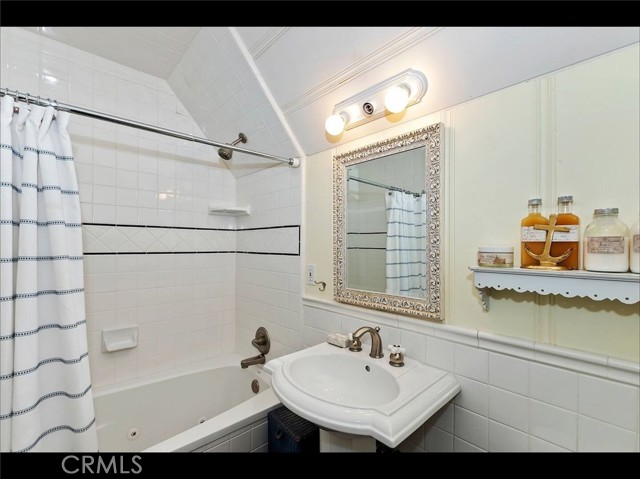 855 Lake Drive, Lake Arrowhead CA: https://media.crmls.org/medias/ed80e806-7b86-49c4-81f1-d415e1a8d5cc.jpg