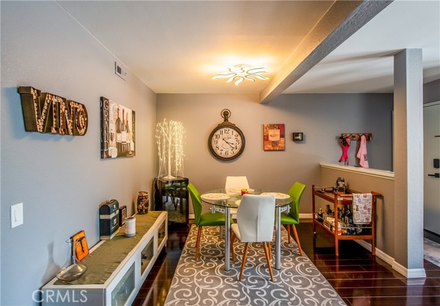 16551 Grunion, Huntington Beach CA: https://media.crmls.org/medias/ed81e129-1fc1-4998-bf9d-c55044b16ef5.jpg