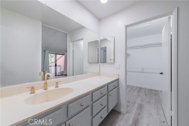 3555 W Greentree Circle, Anaheim CA: https://media.crmls.org/medias/ed821381-5c2c-4e43-b8a1-1e7af47bdcfe.jpg