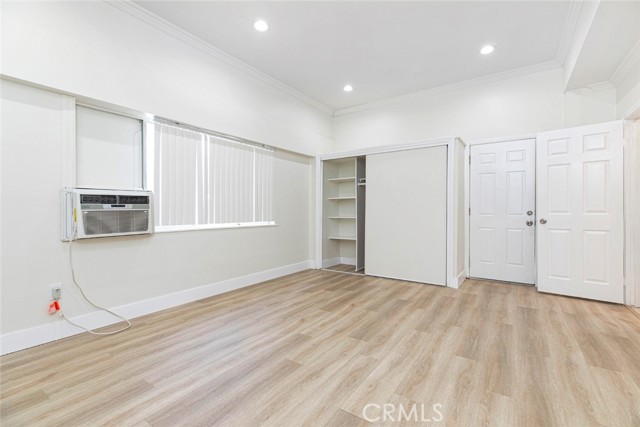 Detail Gallery Image 6 of 14 For 14319 Tiara St #2,  Van Nuys,  CA 91401 - 0 Beds | 1 Baths