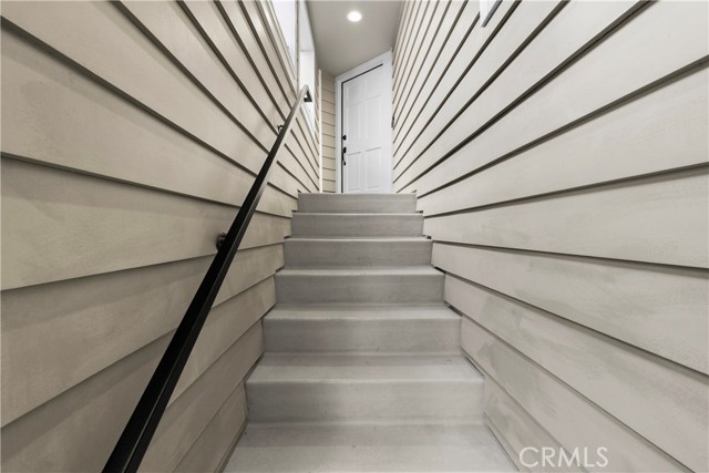 307 34th Street, Newport Beach CA: https://media.crmls.org/medias/ed834596-1b58-4c70-a355-6b9755280ea4.jpg