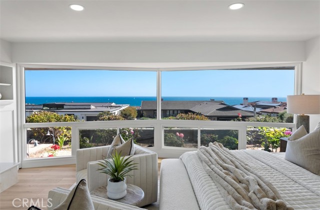 4521 Orrington Road, Corona del Mar CA: https://media.crmls.org/medias/ed837201-b5af-4d00-802e-7a059edb8210.jpg
